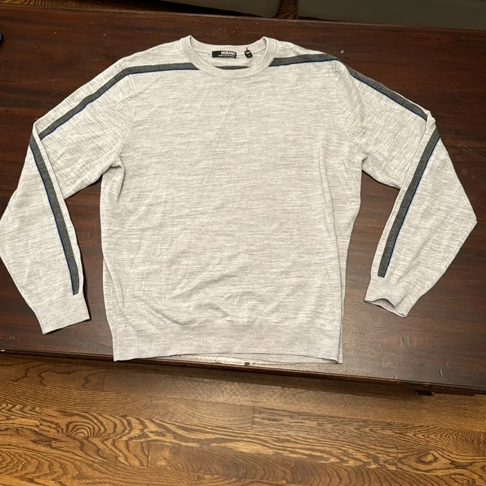 Murano grey men’s sweater size large